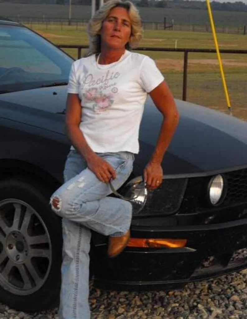 Laura (Burkes)  Miller