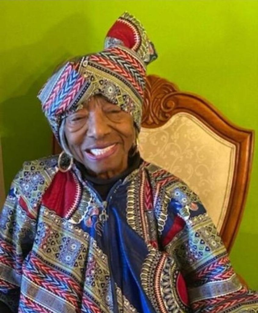 Ollie Mae (Dennis)  Bolton