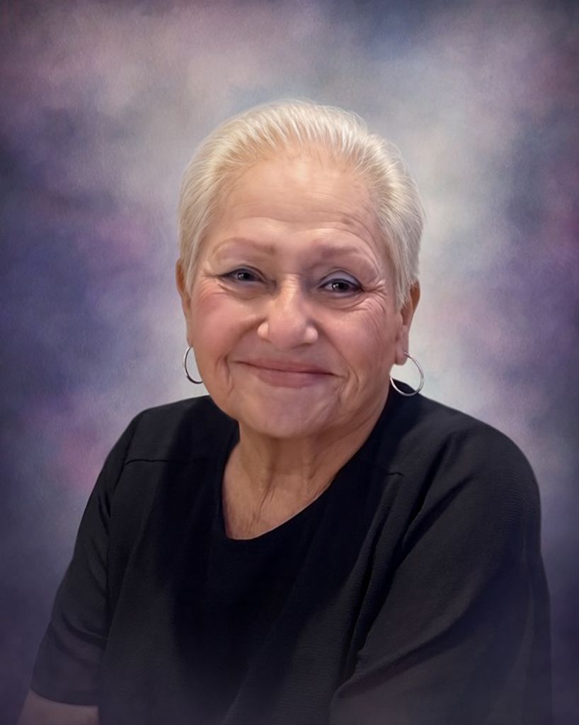 Elena Lucio Martinez Profile Photo