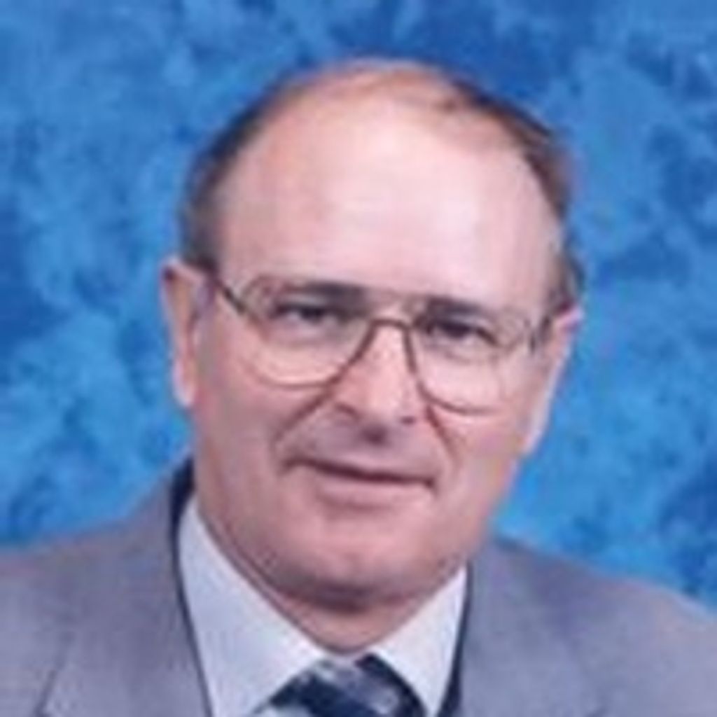 Robert  "Bob" Nowatzki