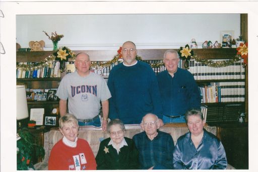 Linda Kay Davis photo gallery thumbnail 25 of 45