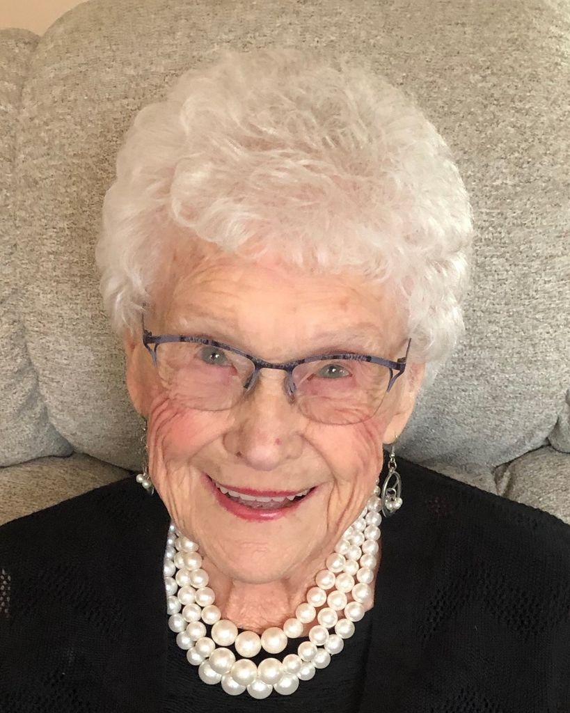 Phyllis Farrell Profile Photo