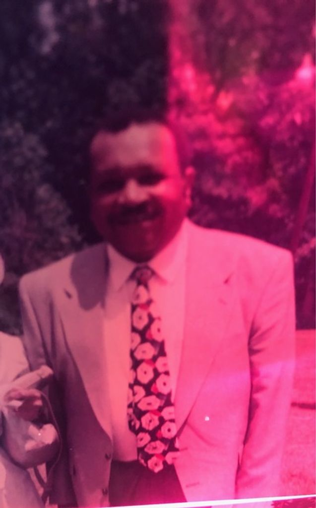 Mr. Claude Lewis Profile Photo