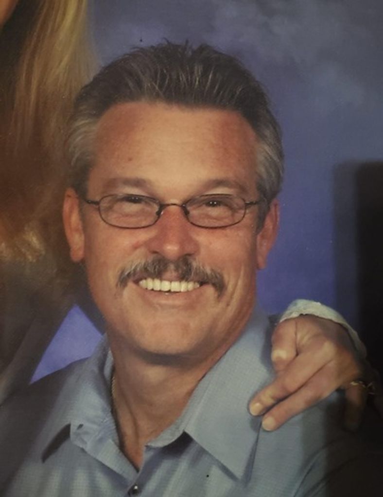 Robert "Bob" Glenn Sweeney Profile Photo