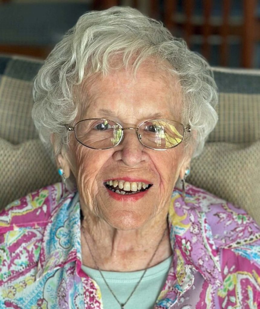 Mary Lee (Manning)  Cudnohufsky Profile Photo
