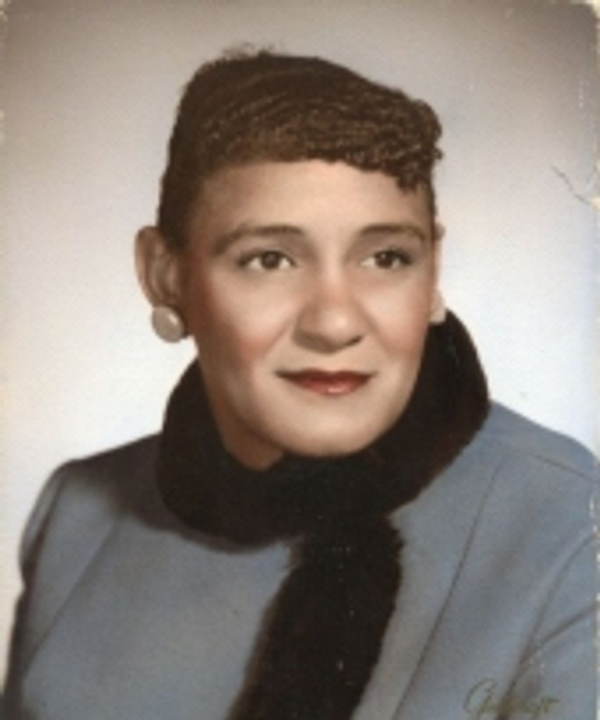 Lila Price Profile Photo