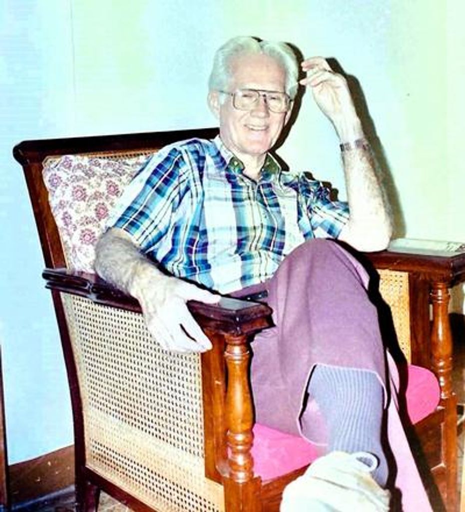Vernon R. Davis Profile Photo