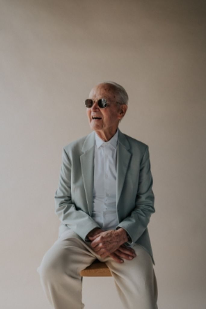 Ivin Laphel Holt Profile Photo