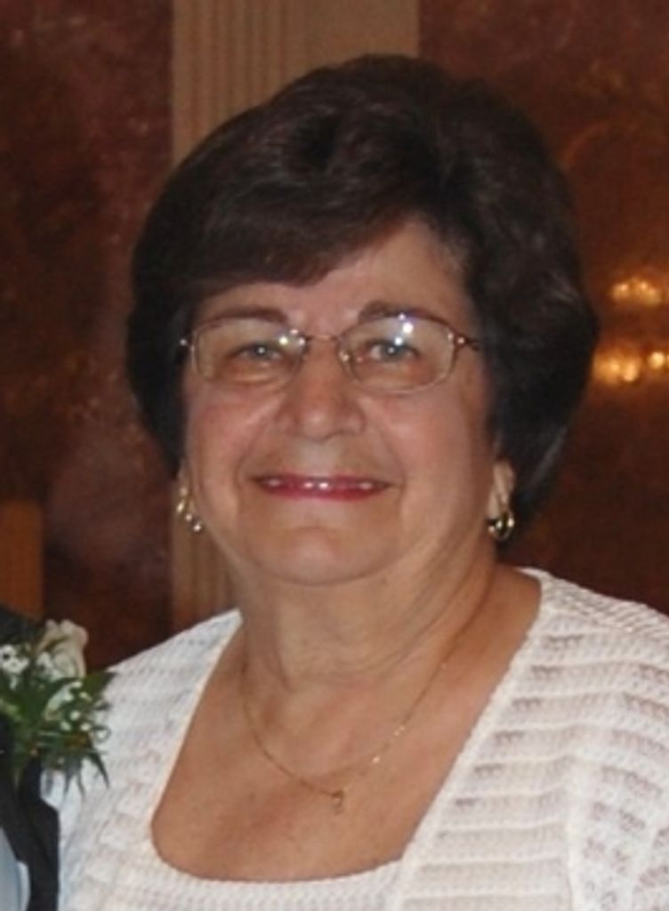 Rosemarie Fertal Profile Photo