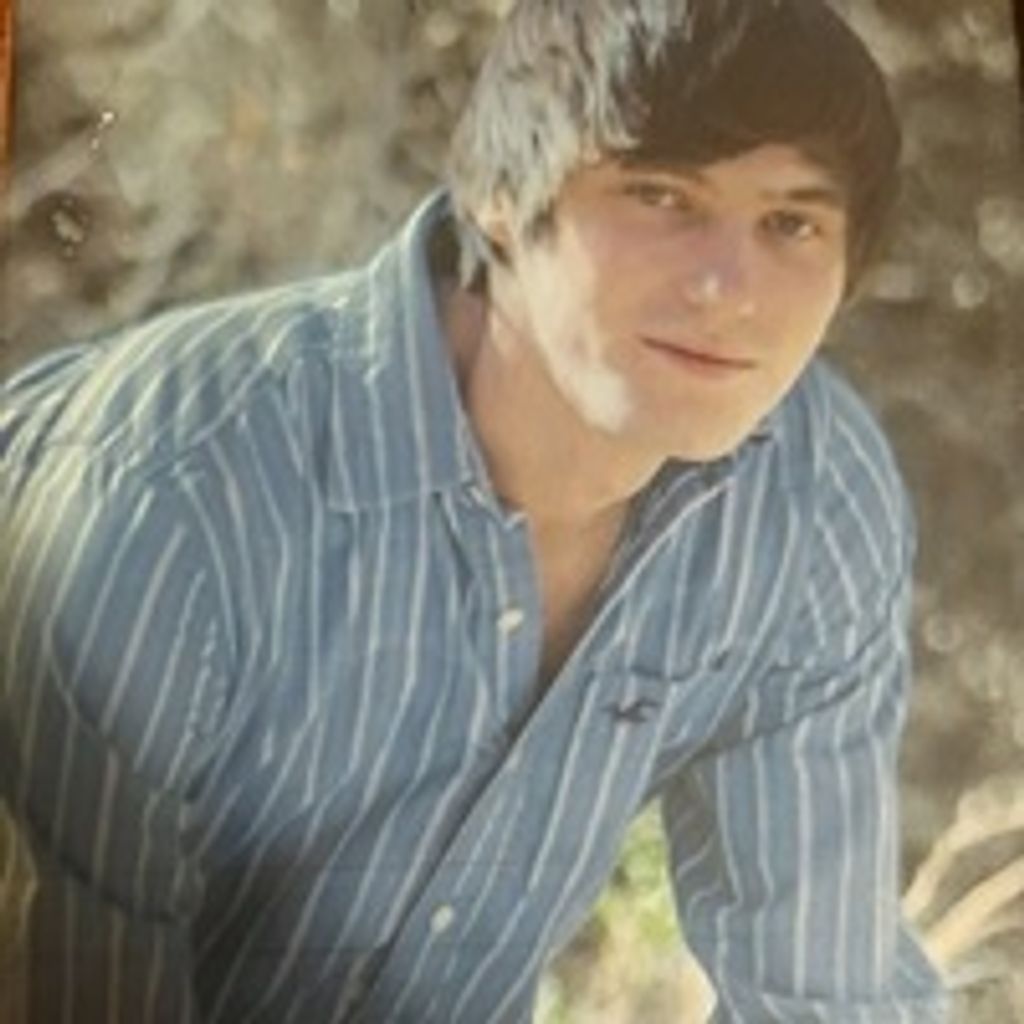 Treavor Lane Akin (Plainview)