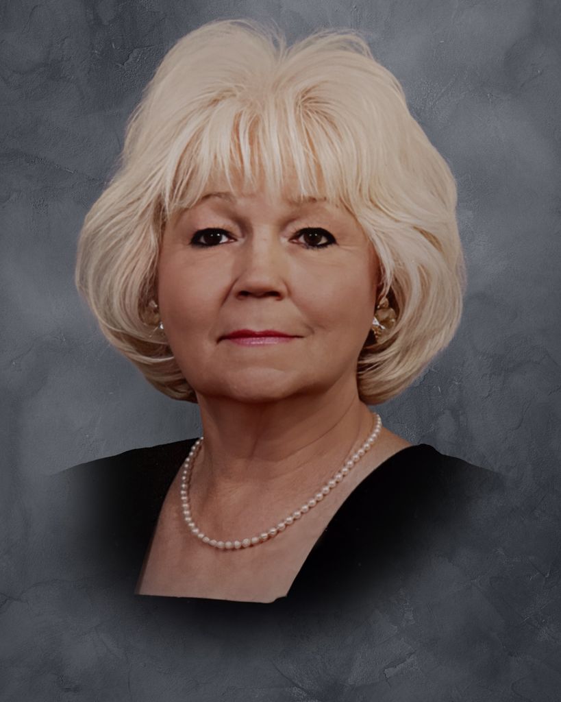 Mrs. Shirley Teal Lindsey