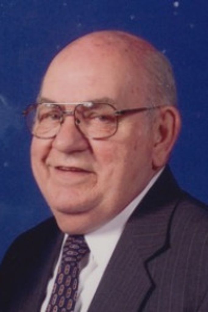 Robert W. Tracy