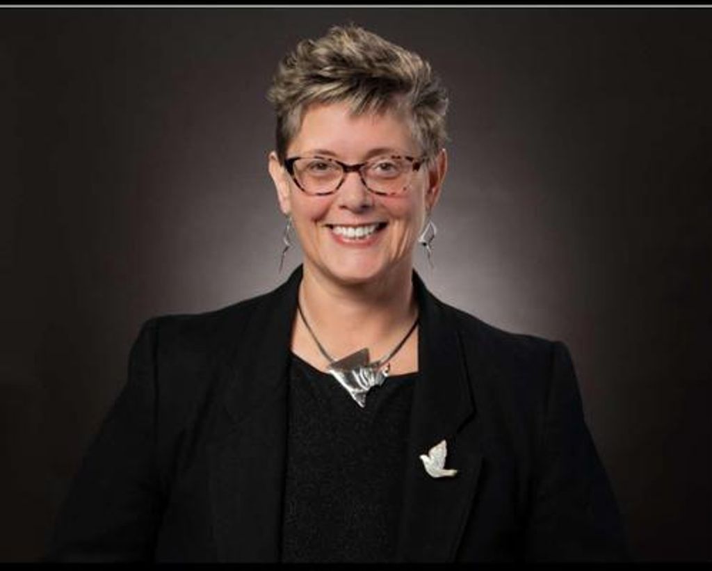 Dr. Sharon Lynn Russell Profile Photo