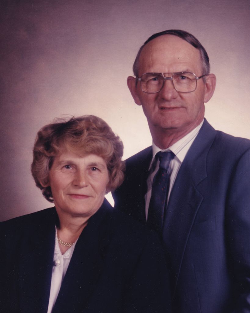Leonia & William Van Roestel Profile Photo