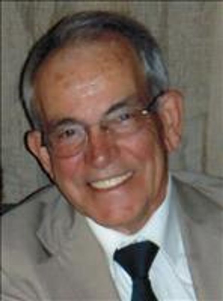 Victor M. Mendes