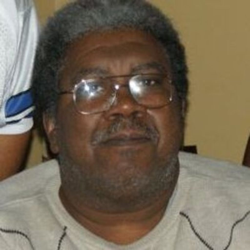Michael Woodward Profile Photo