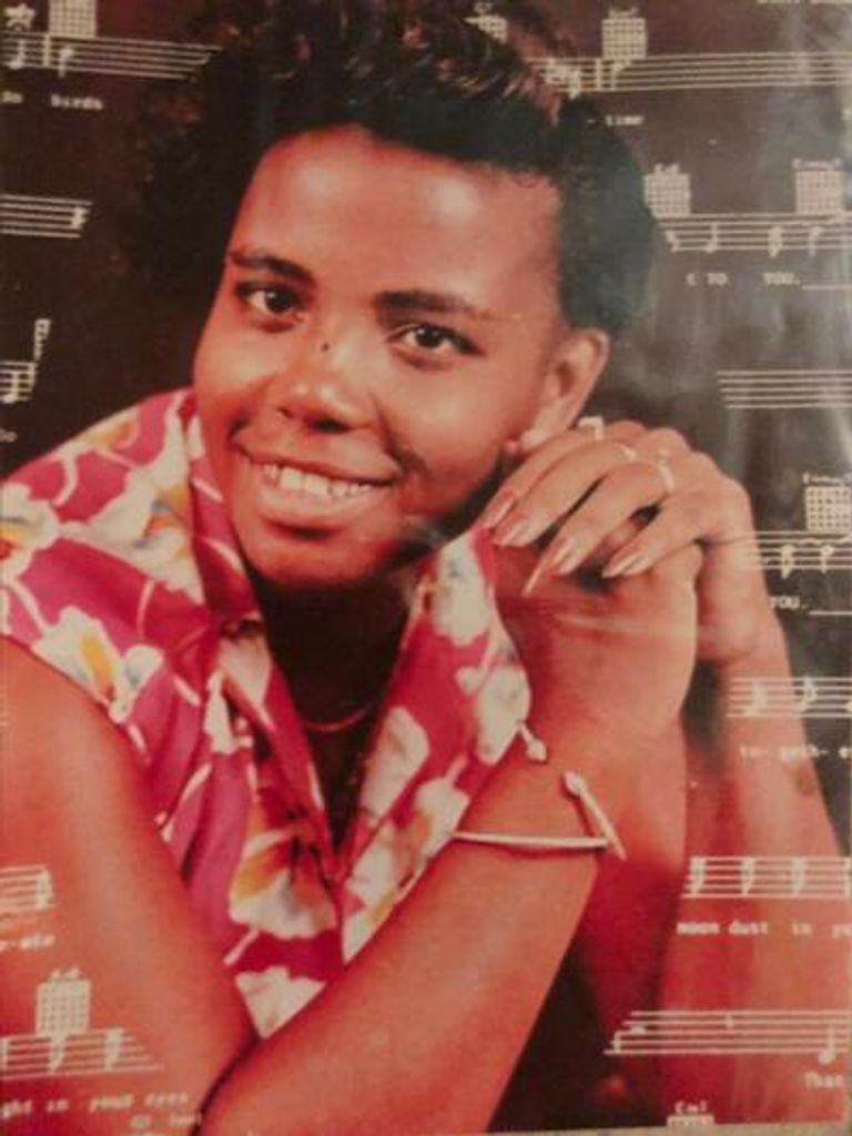 Ms. Shirley Newbold Profile Photo
