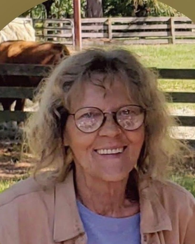 SUSIE HAYES Profile Photo