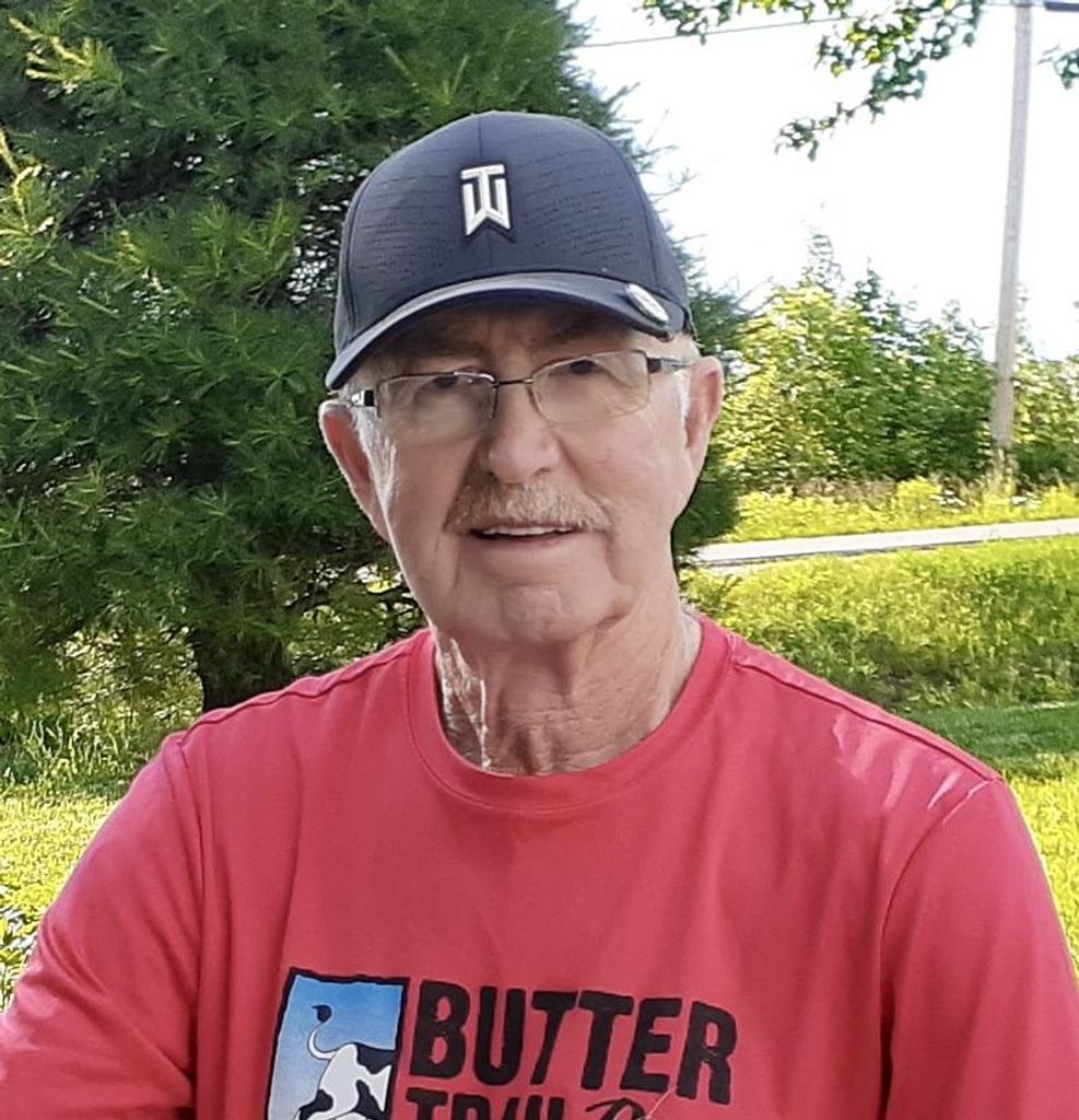 Murray Gordon Mackay Profile Photo