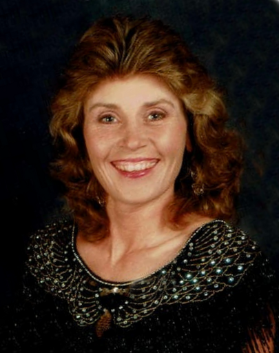 Wendy Palomo photo gallery thumbnail 1 of 173