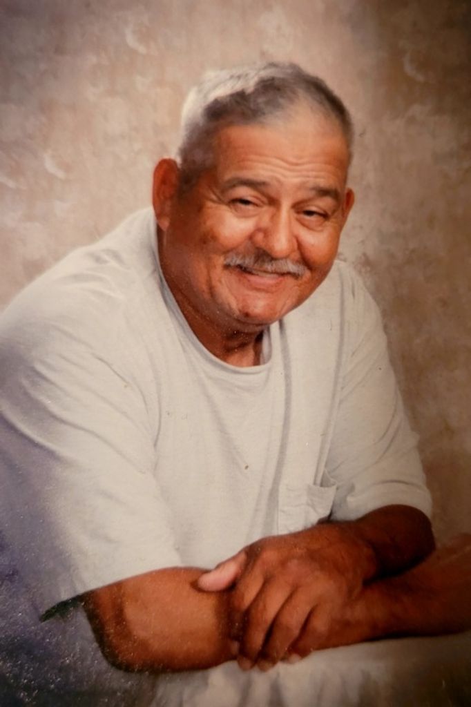 Arturo Solis Sr. Profile Photo