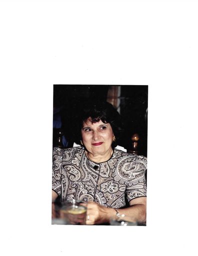 Carolyn - Nutter photo gallery thumbnail 7 of 45