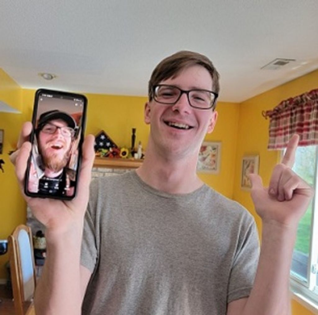 Andrew Jared Scheuttig Profile Photo