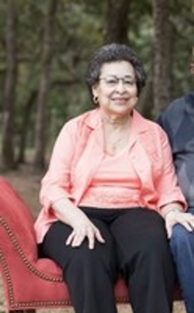 Lenora Thompson Profile Photo