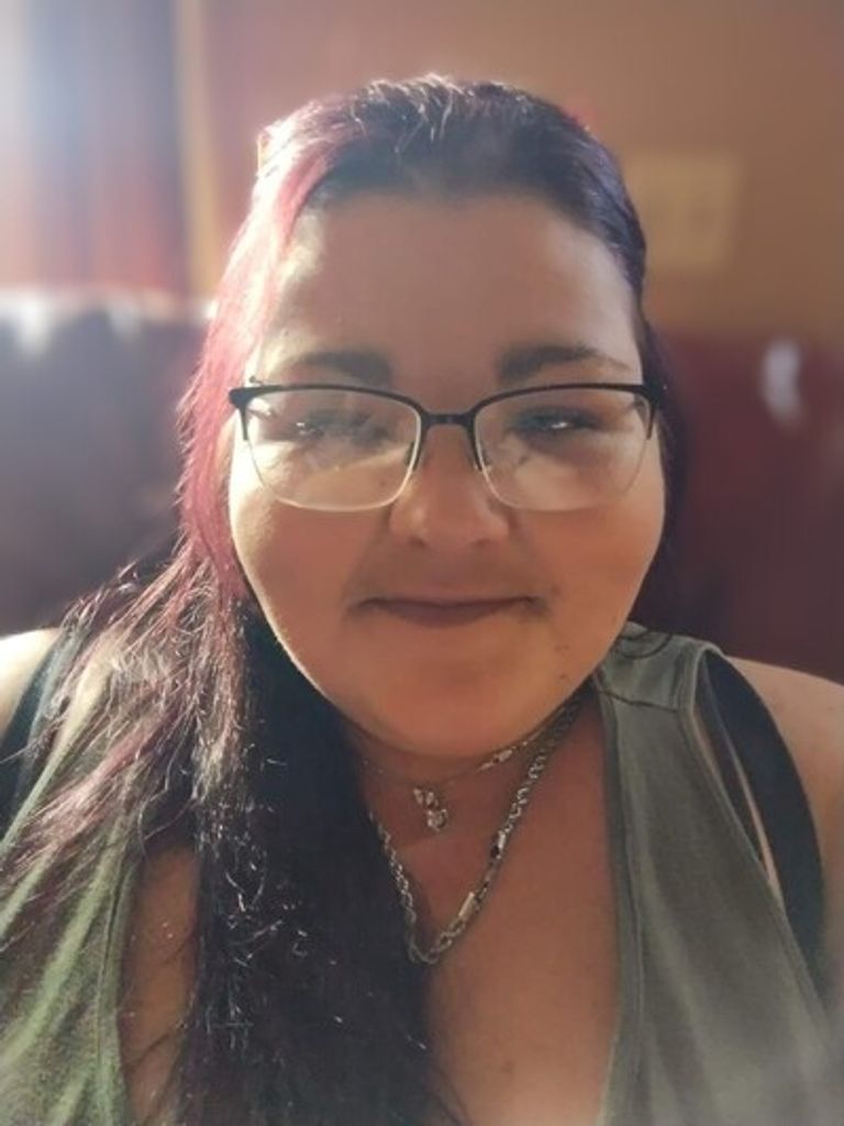 Ivori Lynn Camfield Profile Photo