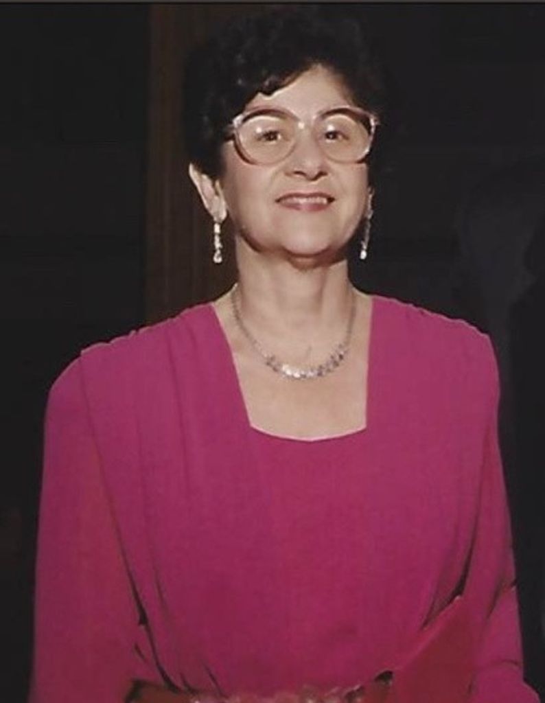 Lucille R (Sirianni)  Kerwin
