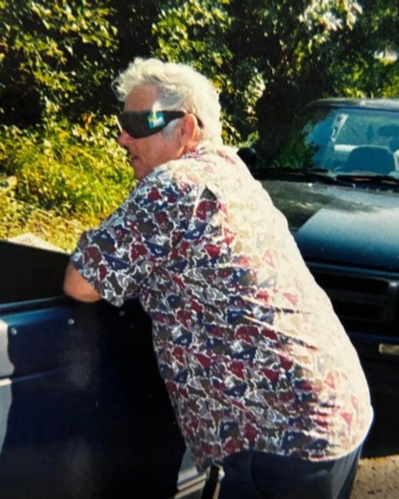 Robert Wilson Profile Photo
