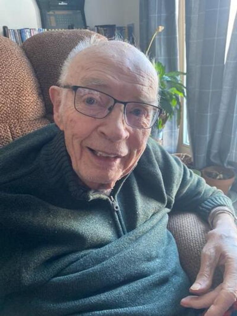 Donald J Holding Profile Photo