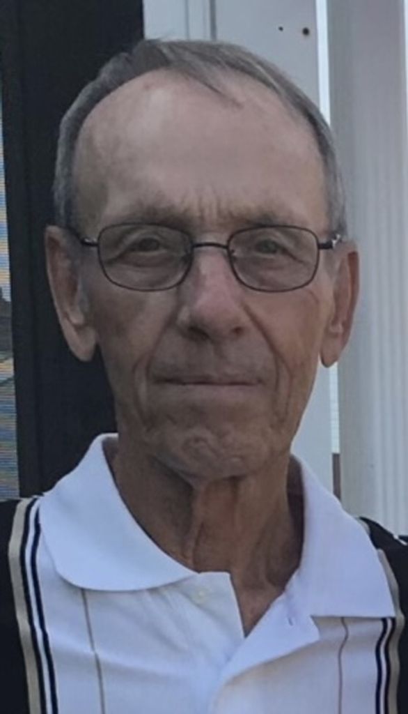 Larry R. Schwartz Profile Photo