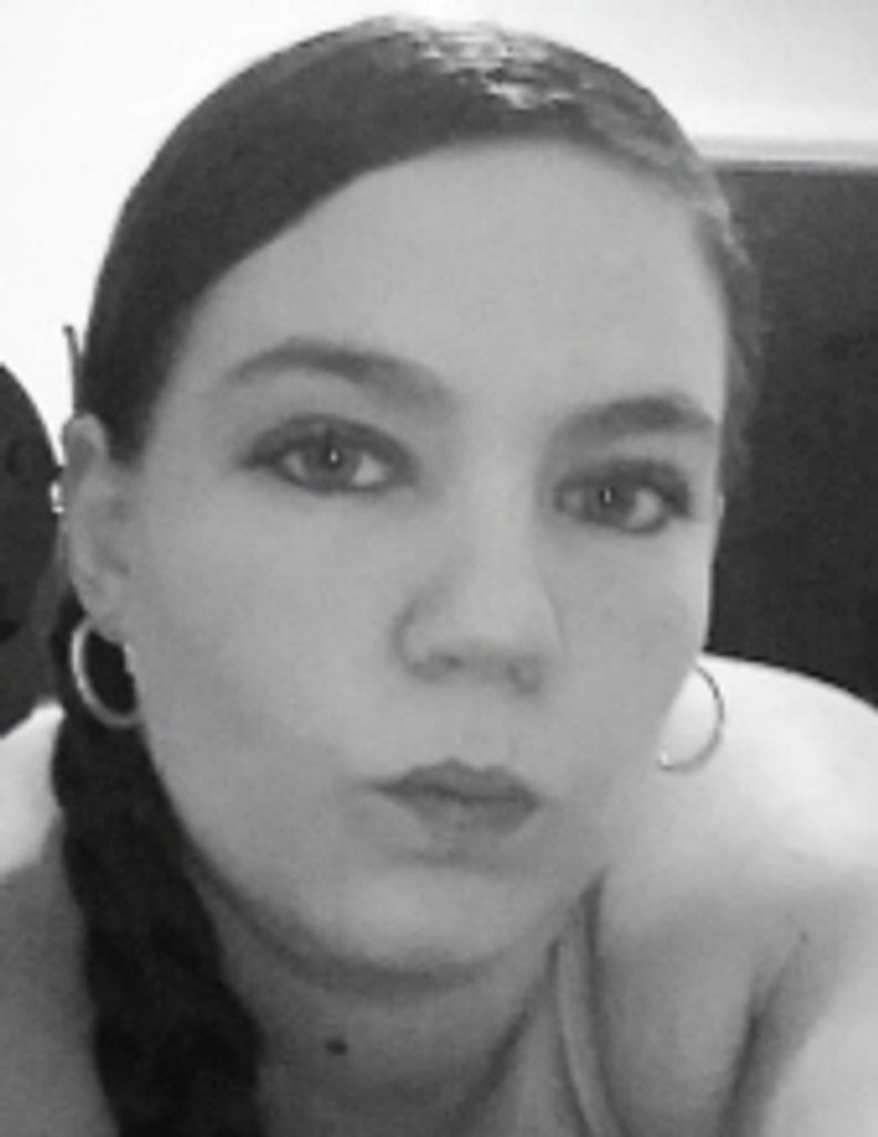 Ms. Andrea Lee Richards