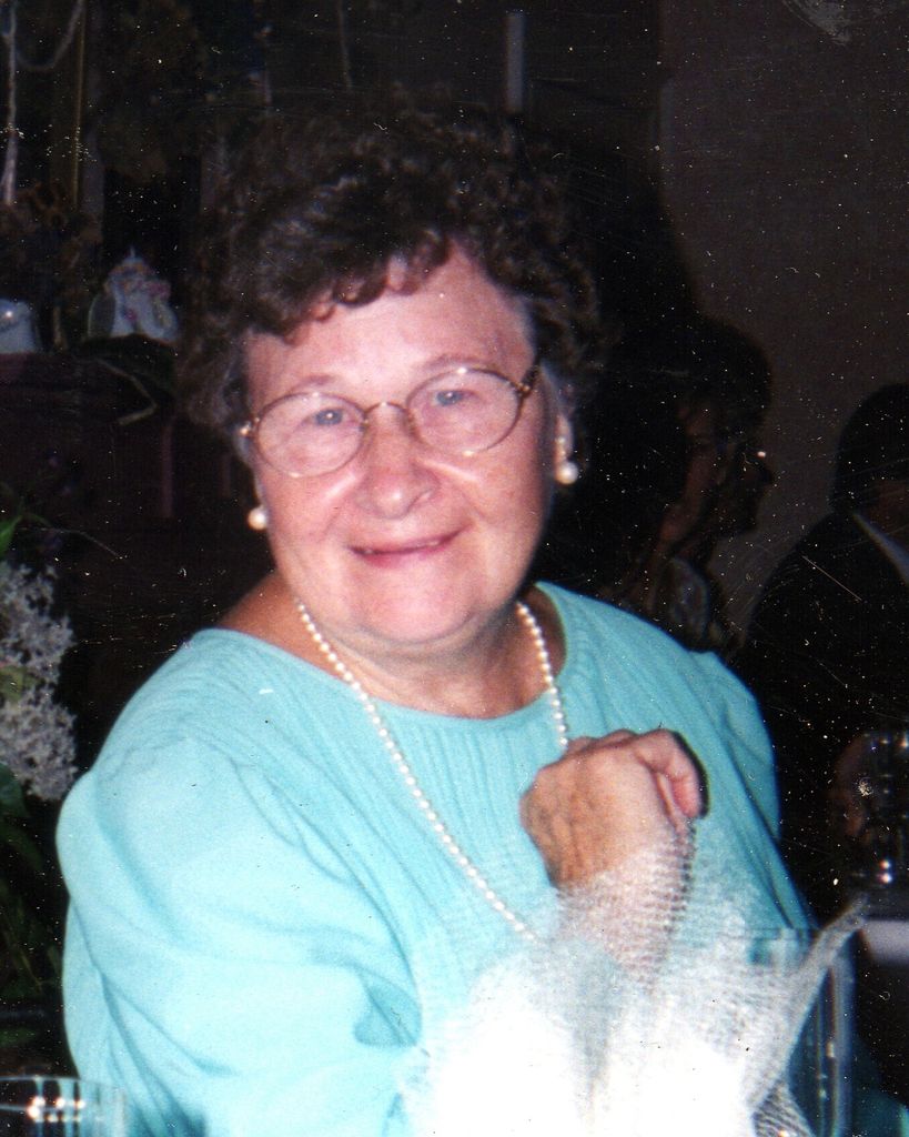 Pola E. Yackowski