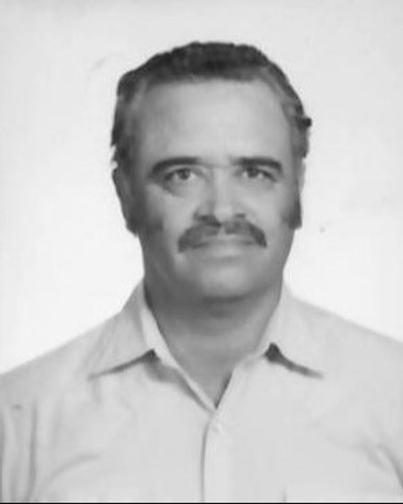 Manuel Acosta Profile Photo