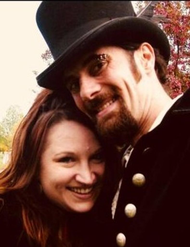 Rebecca & Joshua Devries Profile Photo