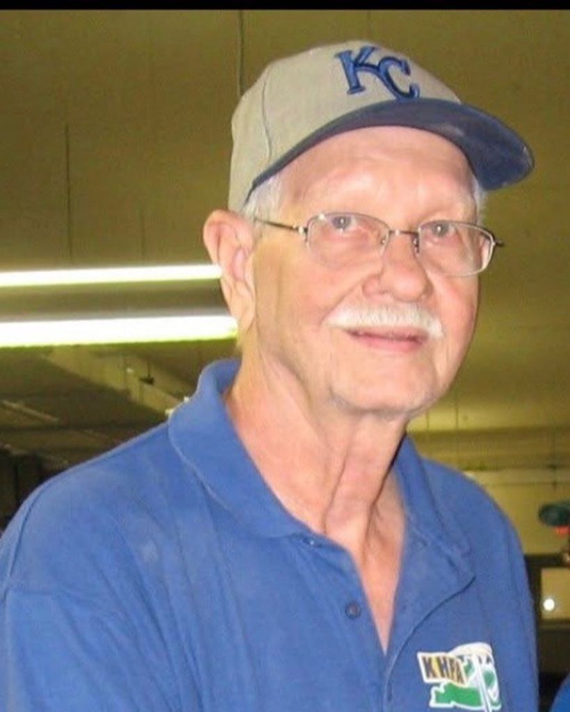 Charles "Charlie" Meredith Profile Photo