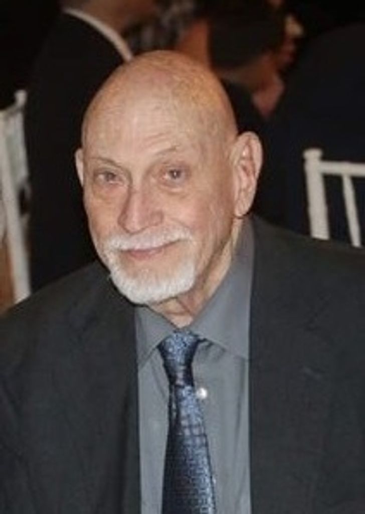 Mr. Murray Guinn Benton