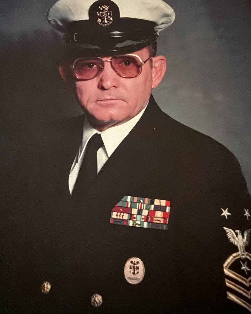 Command Master Chief Donald P. Redder, USN Profile Photo