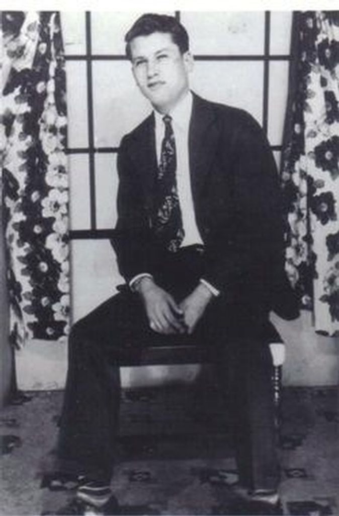 Elmer Holmes