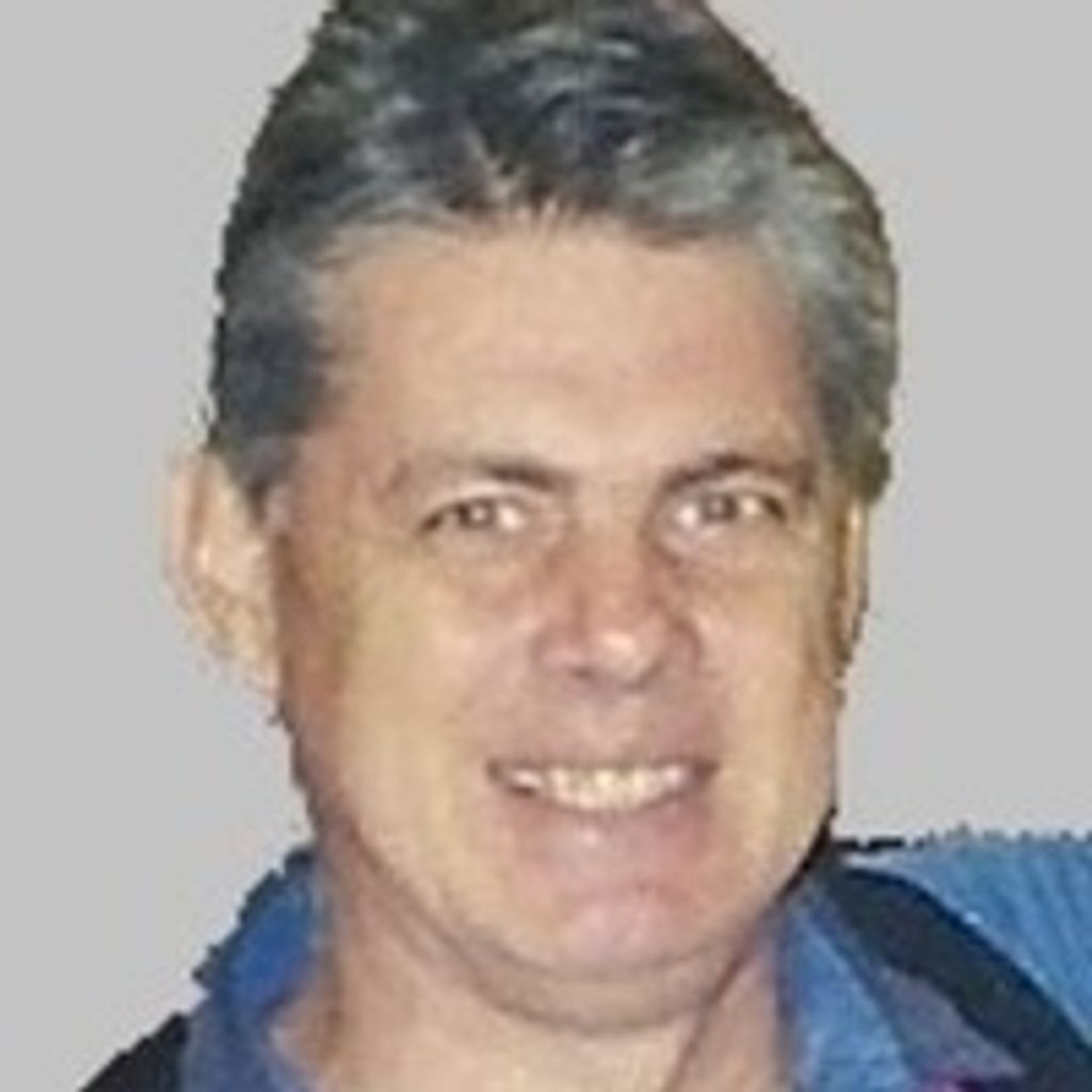 Robert  Michael Shearer