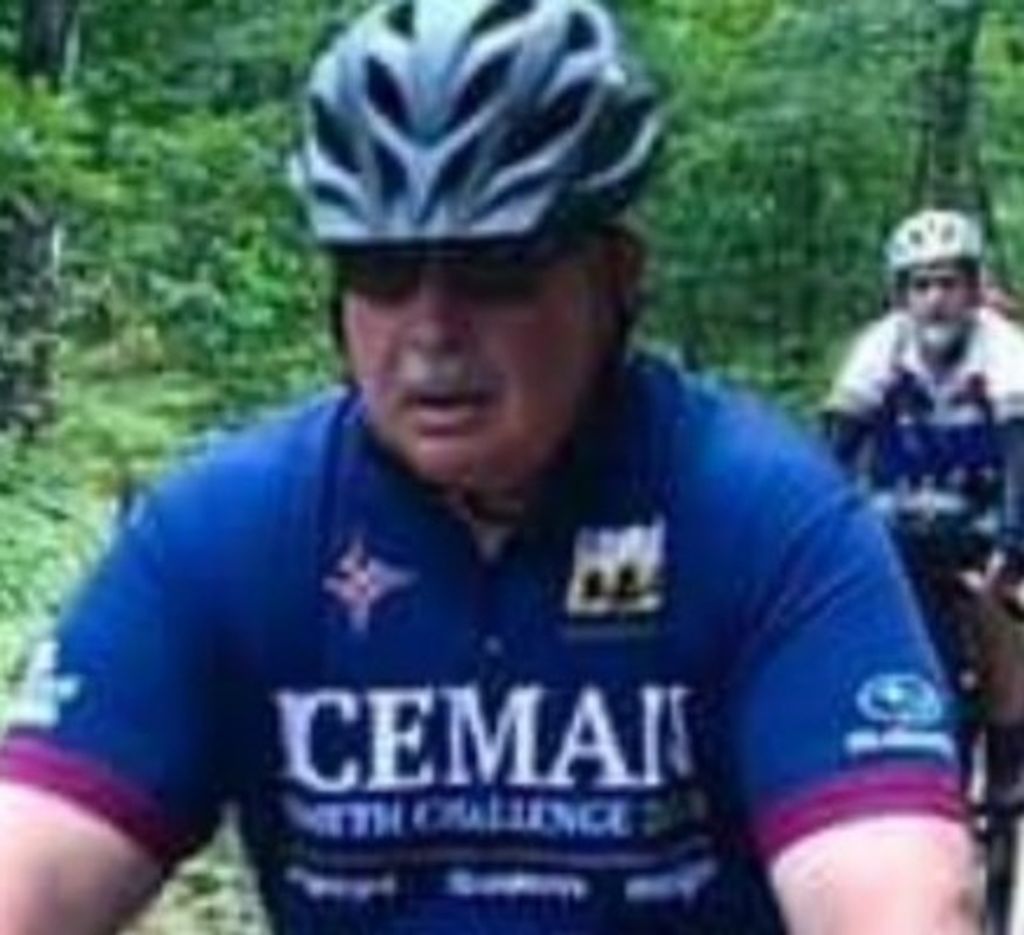 Daniel Lee Vandeneede