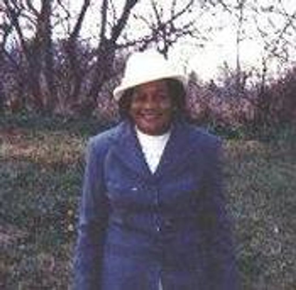 Mary Elizabeth Lynch Profile Photo
