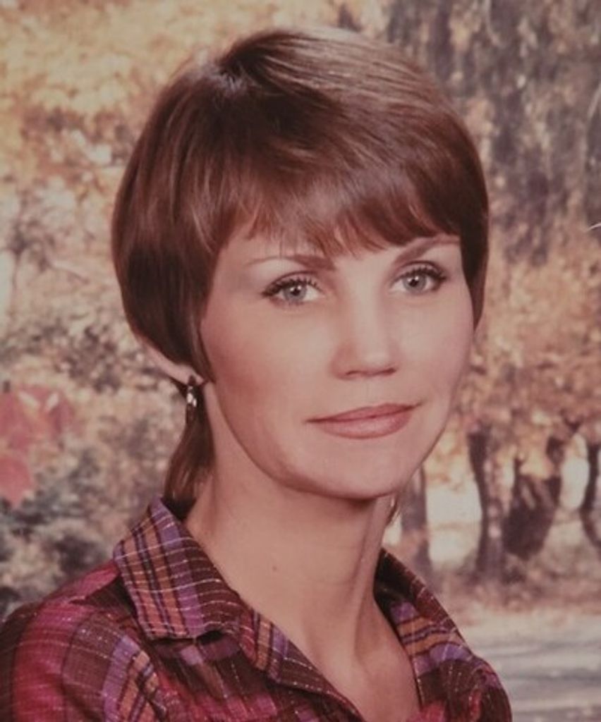 Betty Sue Caroll Profile Photo