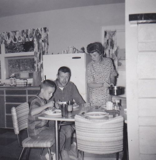 Doris E. (Walls)  Woolington photo gallery thumbnail 16 of 112