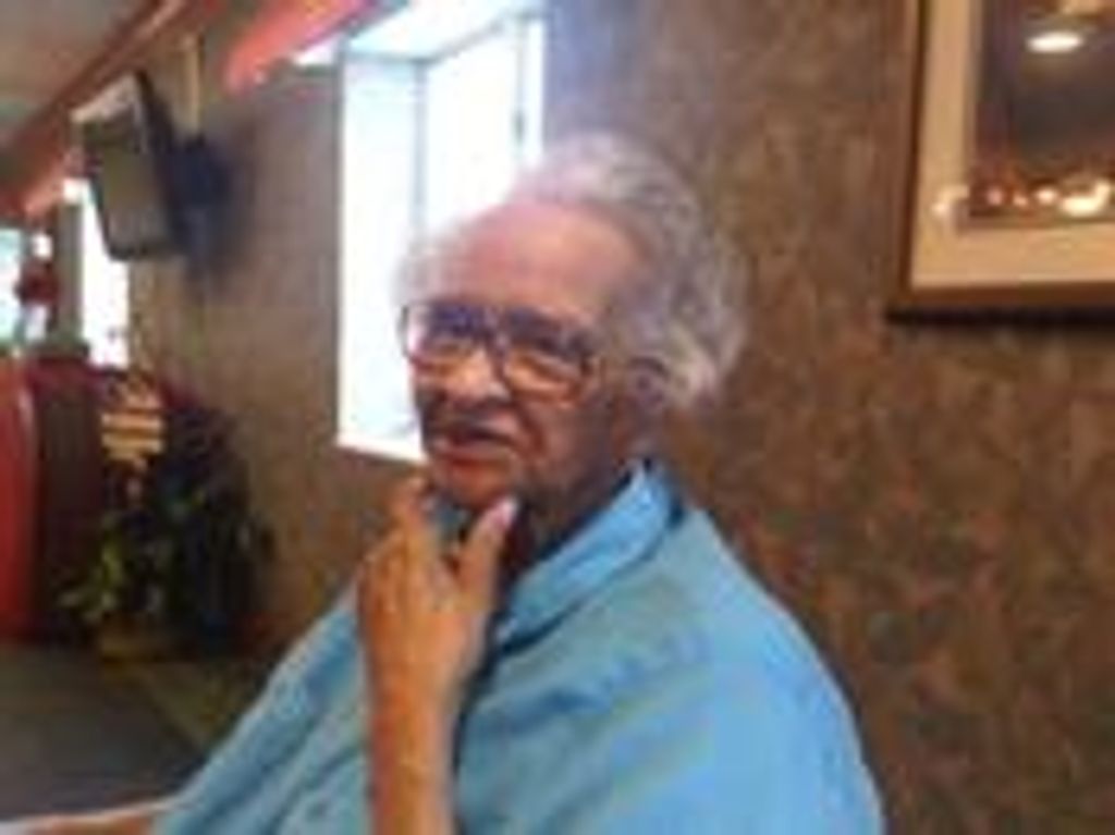 Elizabeth Smith Profile Photo