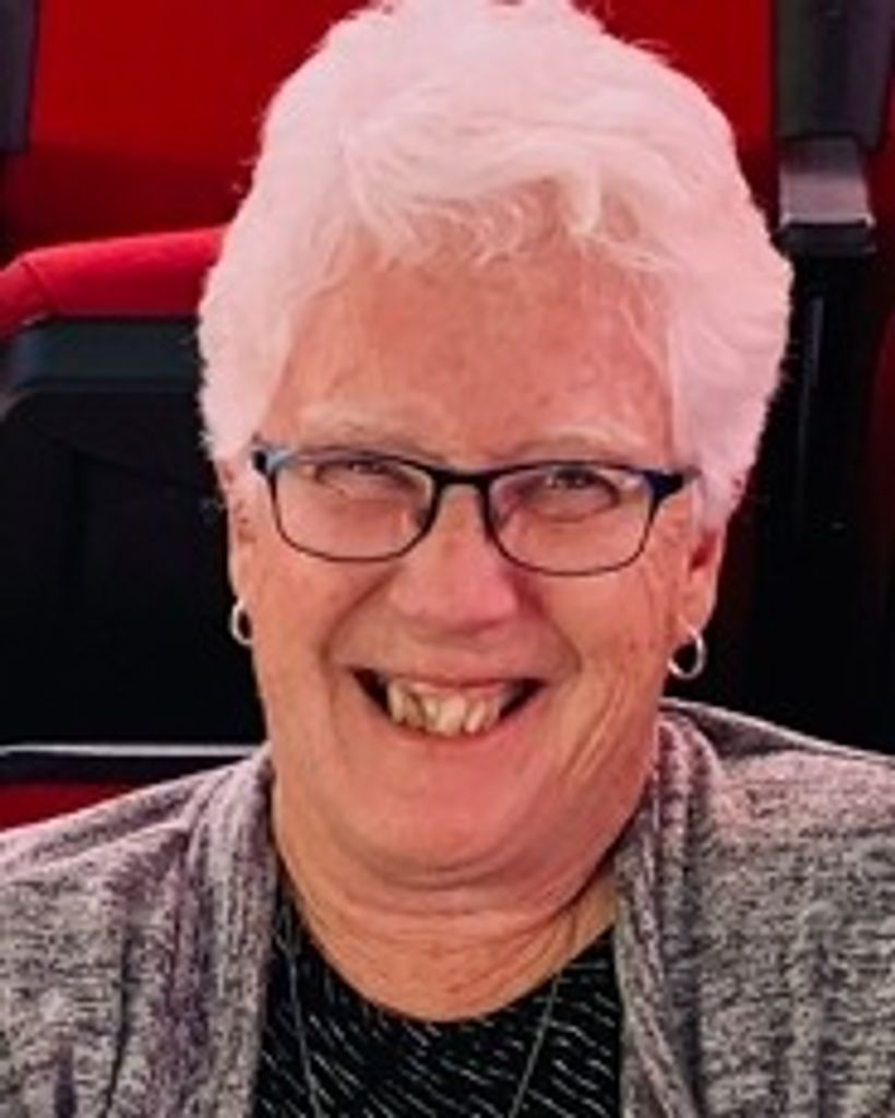 Sandra Walker Profile Photo