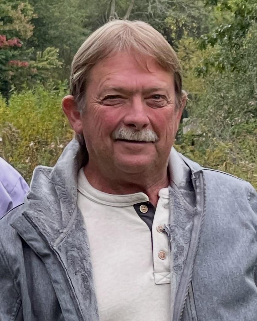 Thomas Lee Smith Profile Photo