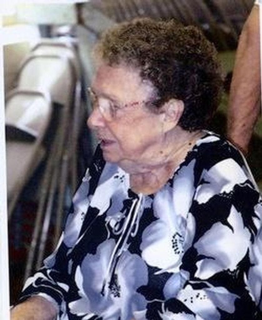 Evelyn Lewter Munns